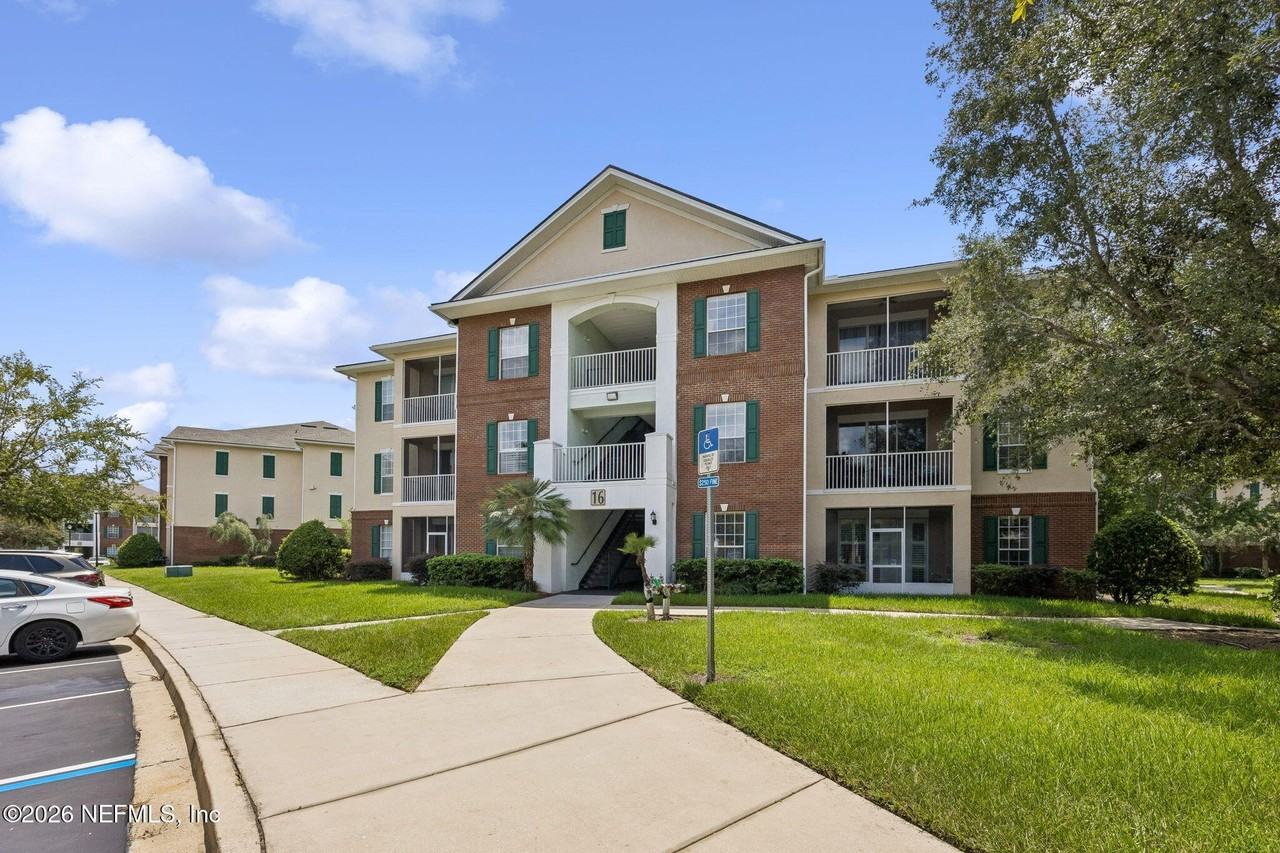 785 Oakleaf Plantation Pkwy #1612