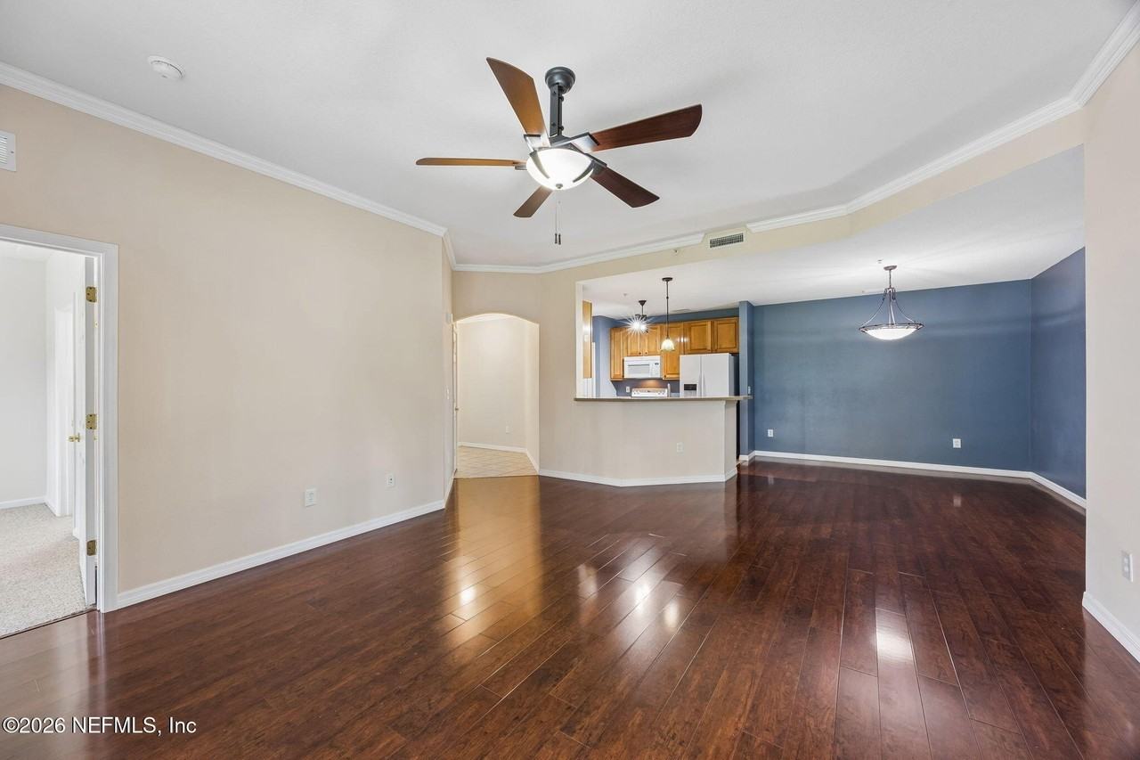 785 Oakleaf Plantation Pkwy #1612 - Photo 5 of 45