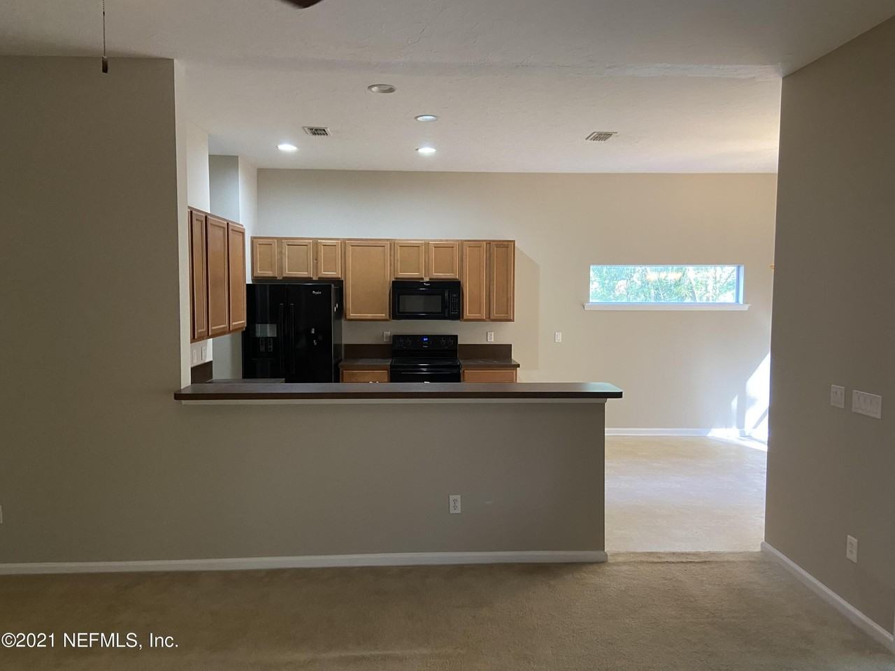 6332 Morse Ave - Photo 4 of 22