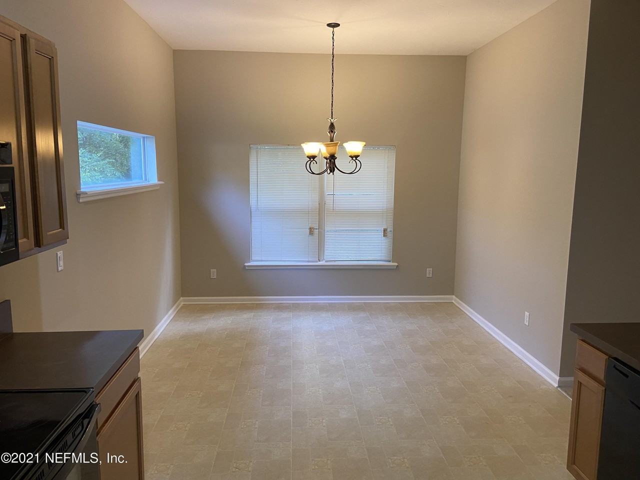 6332 Morse Ave - Photo 6 of 22