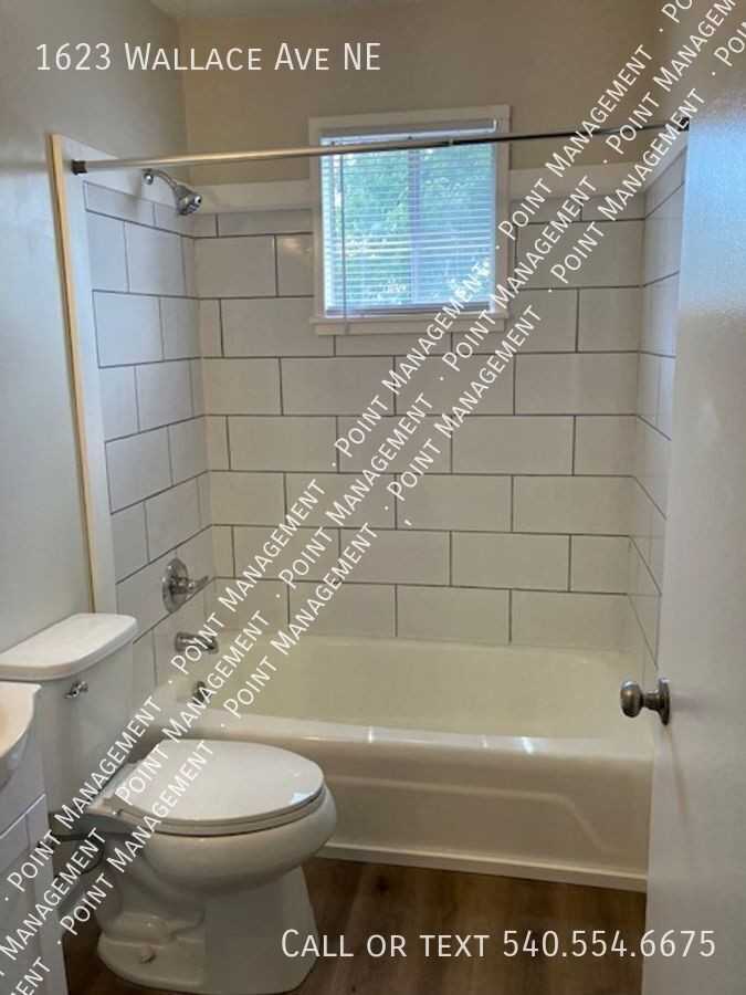 1623 Wallace Ave Ne - Photo 3 of 6