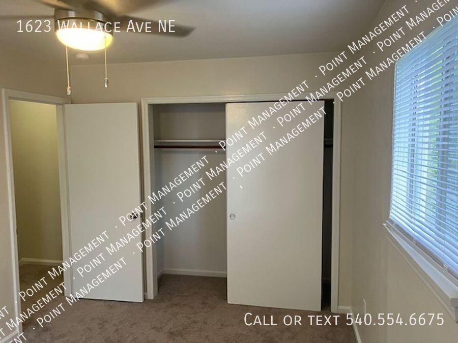 1623 Wallace Ave Ne - Photo 4 of 6