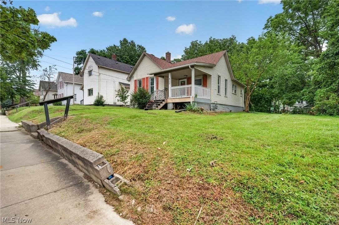 517 Brown St - Photo 2 of 37