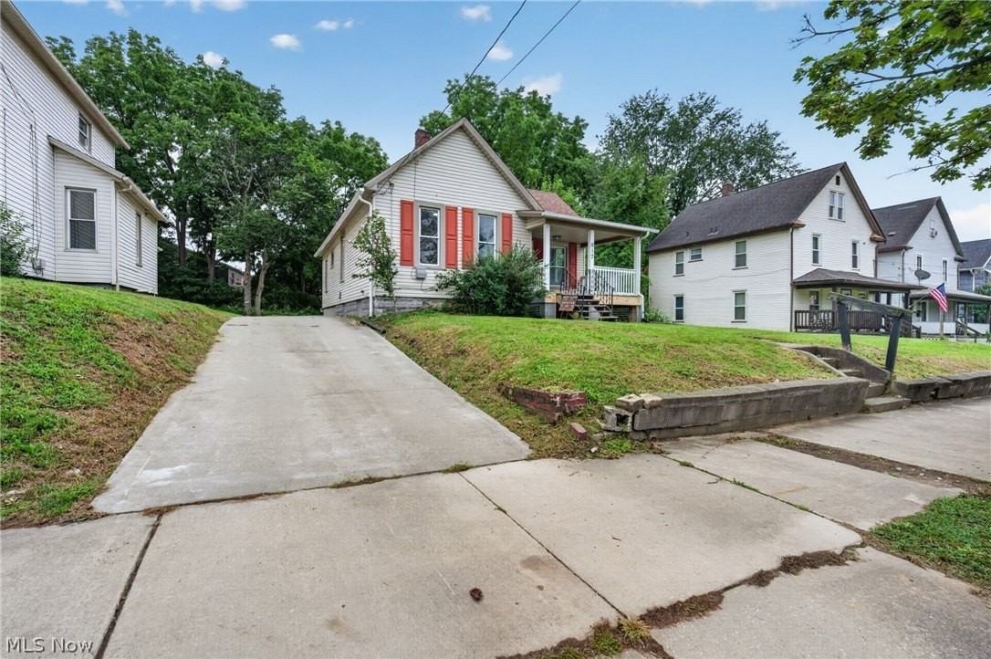 517 Brown St - Photo 3 of 37
