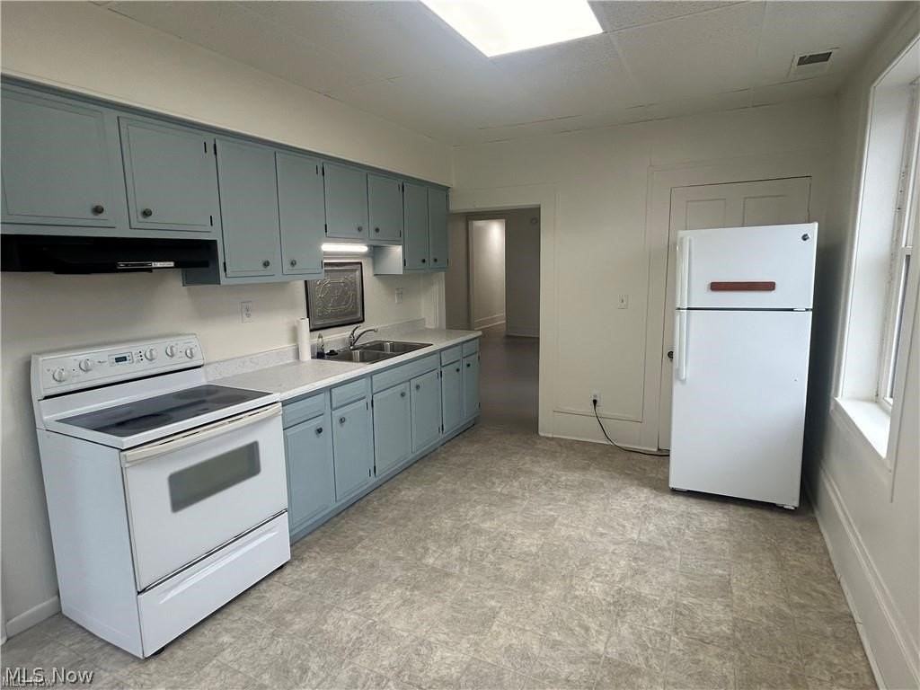 501 Main St - Photo 3 of 8