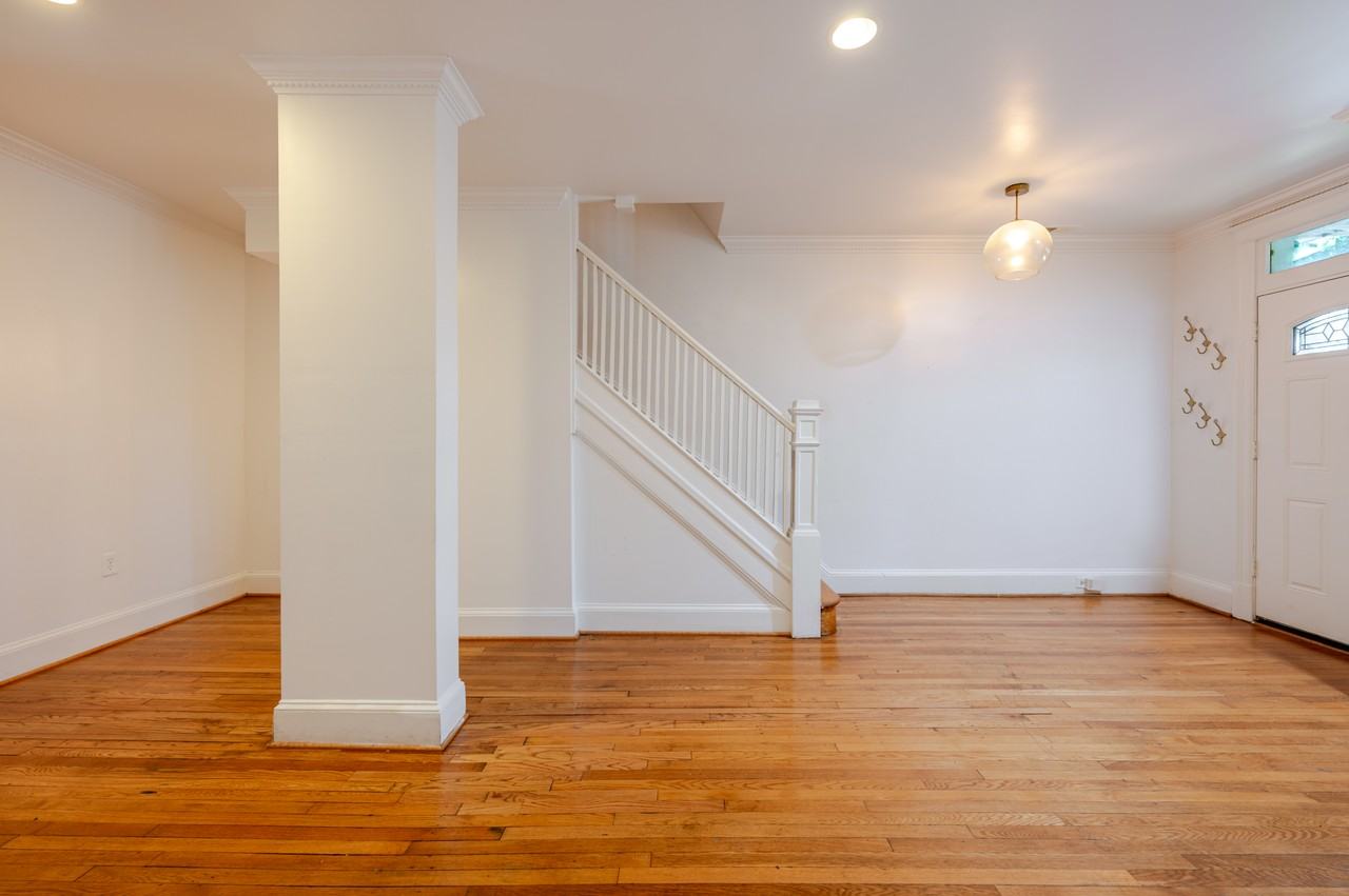 1940 Bennett Pl Ne - Photo 6 of 45