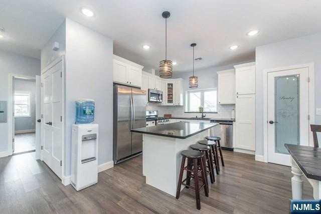 60 Garibaldi Ave #2 - Photo 3 of 18