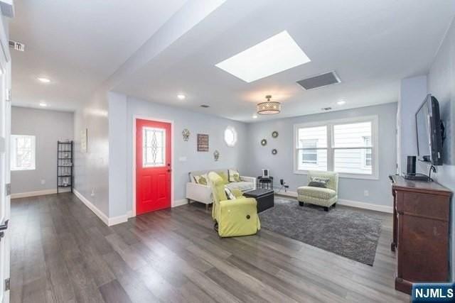 60 Garibaldi Ave #2 - Photo 4 of 18