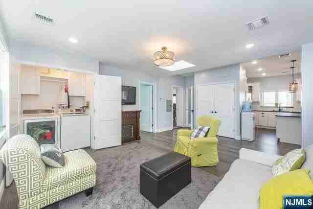 60 Garibaldi Ave #2 - Photo 5 of 18
