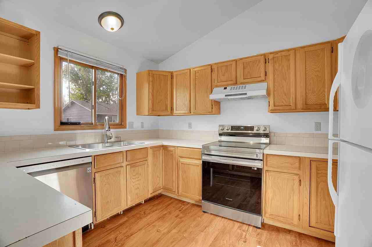 866 S Buckeye Dr - Photo 6 of 15