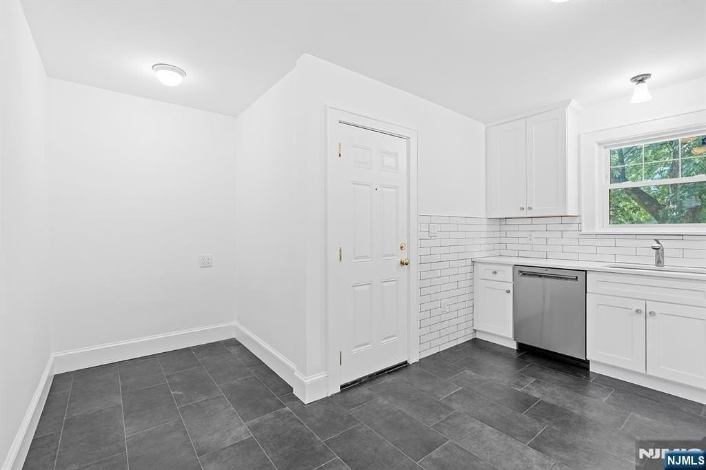 5153 Pierce Ave #51-2 - Photo 2 of 13
