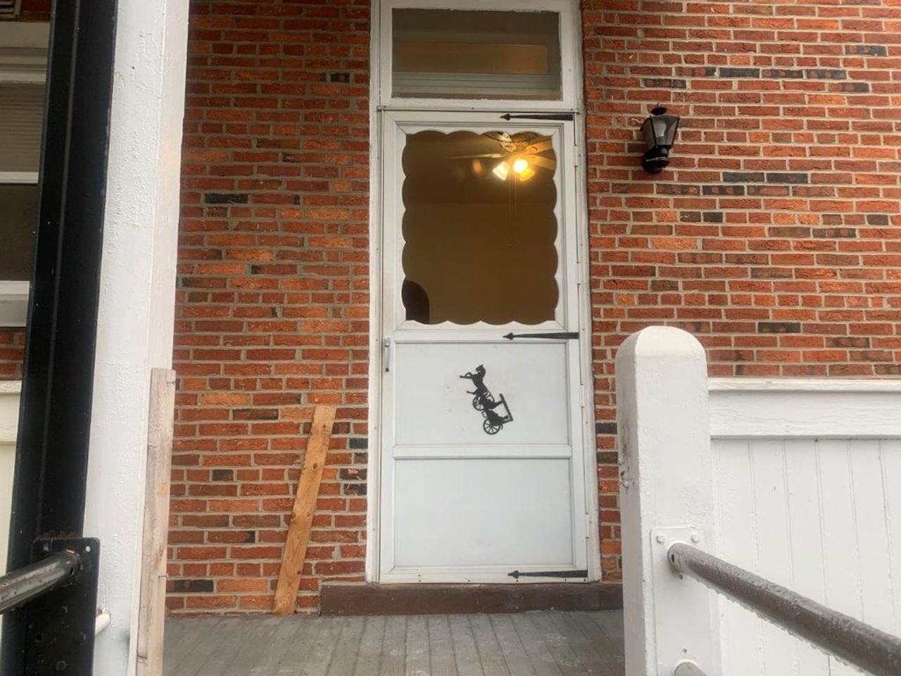 237 N Union St 1st Fl - Photo 2 of 13