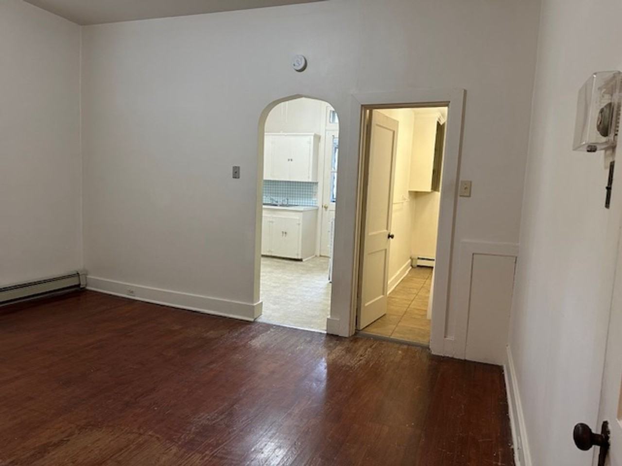 237 N Union St 1st Fl - Photo 4 of 13