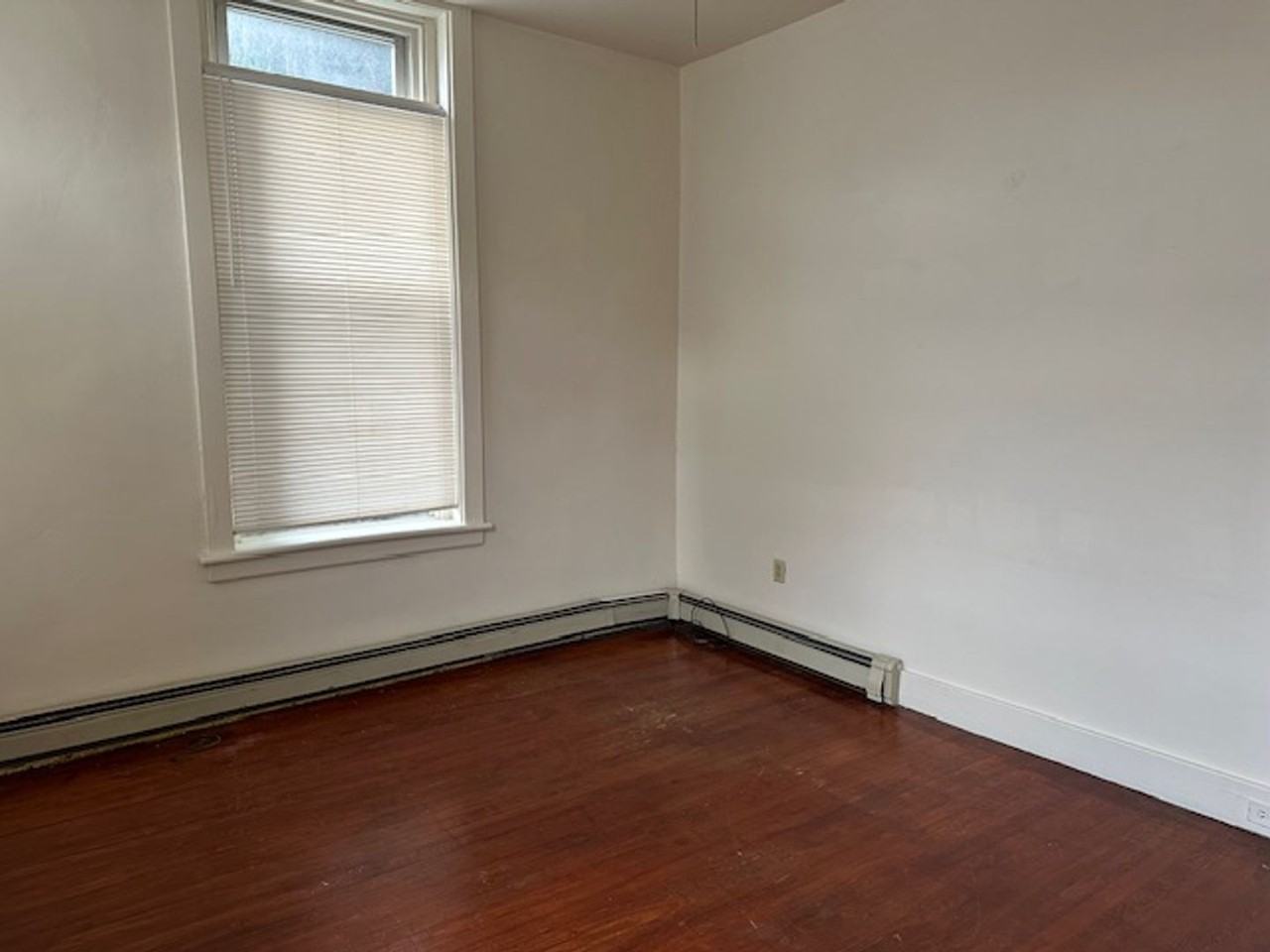 237 N Union St 1st Fl - Photo 6 of 13
