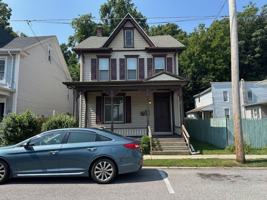featured image of 204 S 2nd St #1