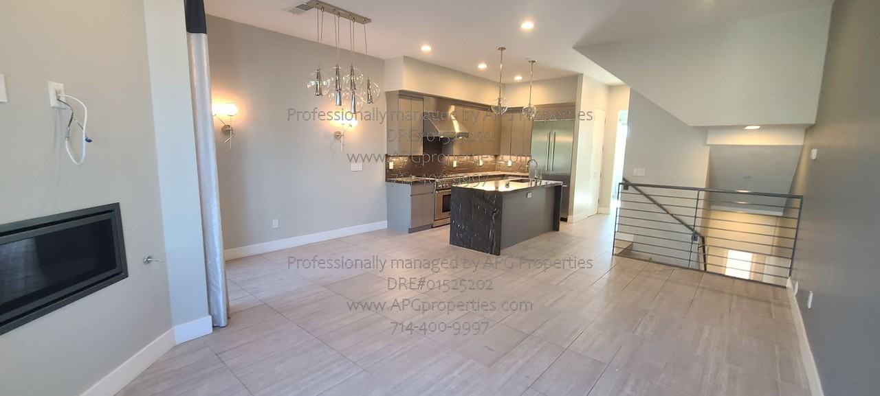 162 W Robinson Ave - Photo 7 of 38
