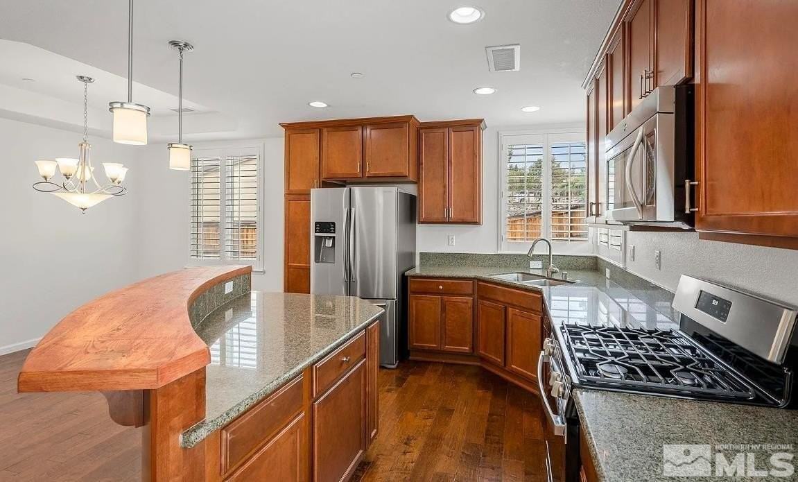 5154 Ironstone Cir - Photo 3 of 20