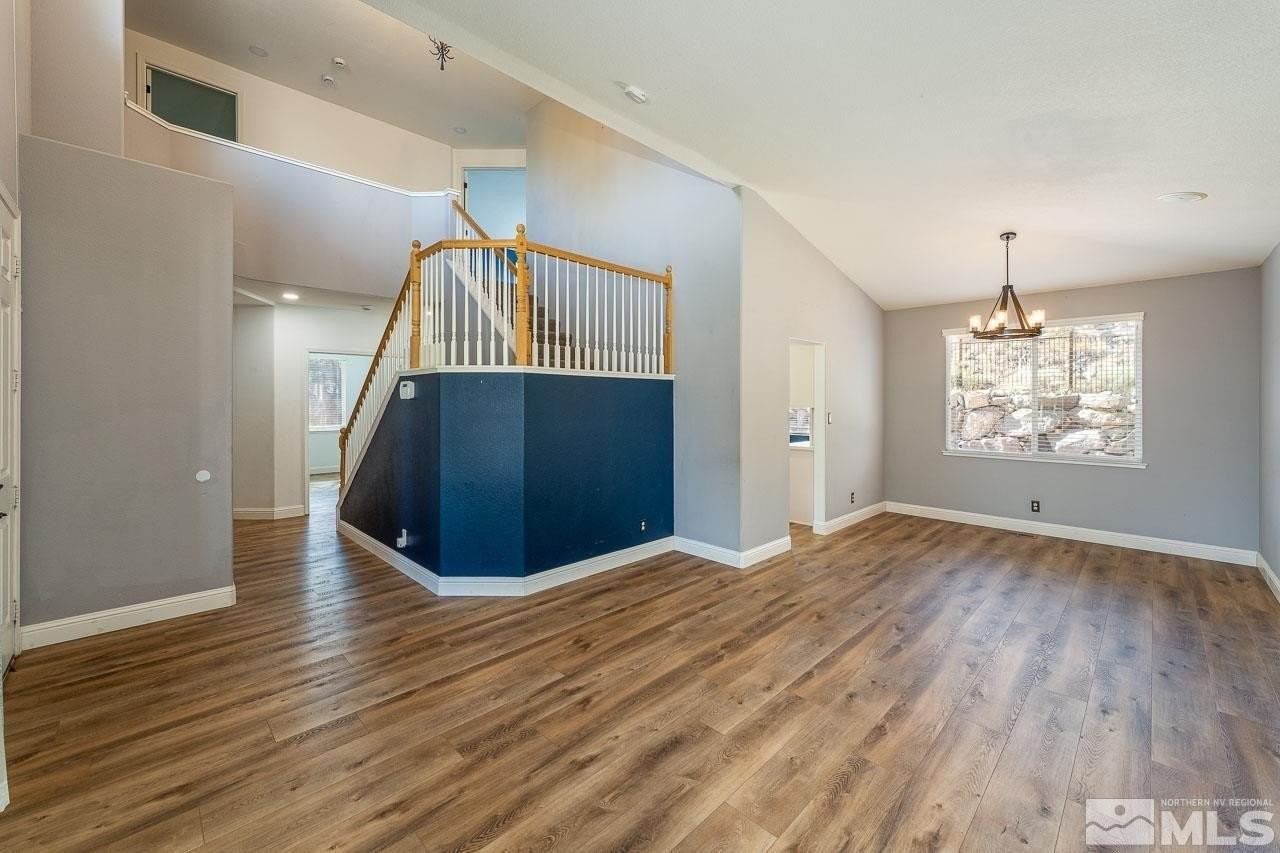 2391 Red Maple Ct - Photo 5 of 9