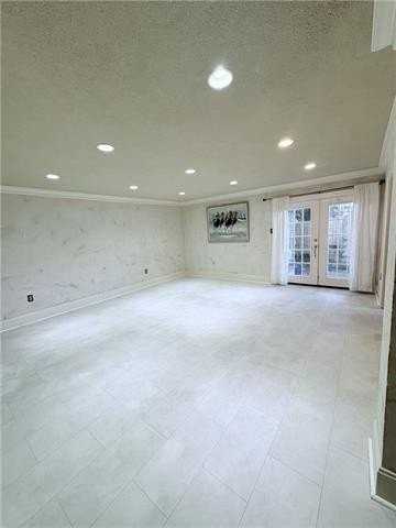 222 London Ave #110 - Photo 6 of 16