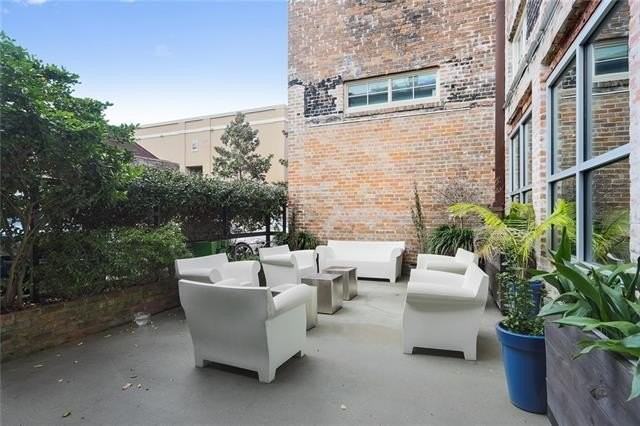 923 Constance St #101 - Photo 6 of 22