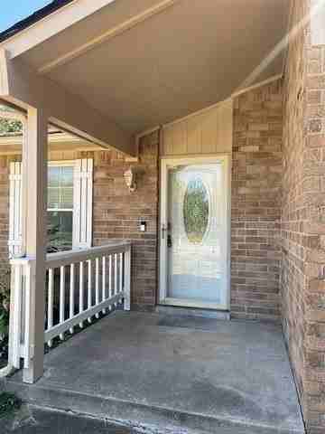 538 E 138th Pl - Photo 2 of 14