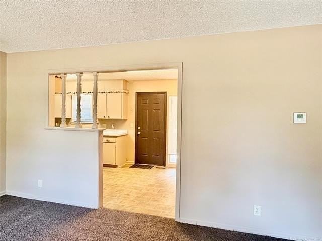 12047 E 34th St - Photo 3 of 12