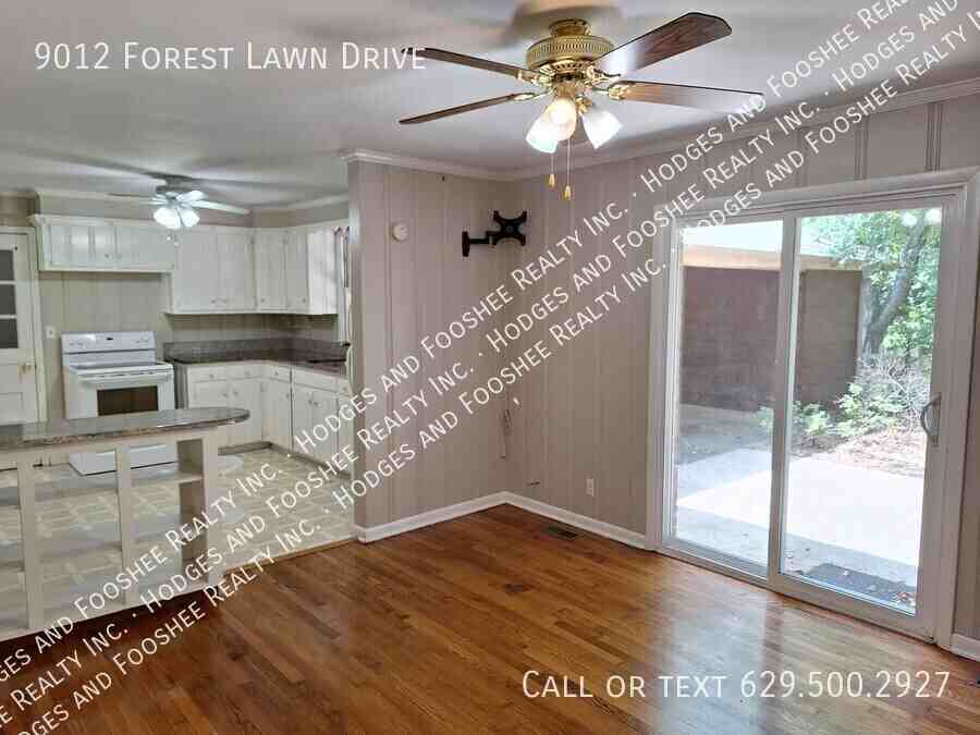 9012 Forest Lawn Dr - Photo 4 of 12