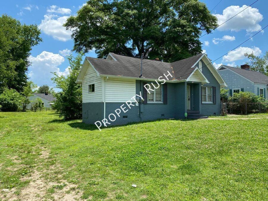 112 N Lovell Ave - Photo 5 of 29