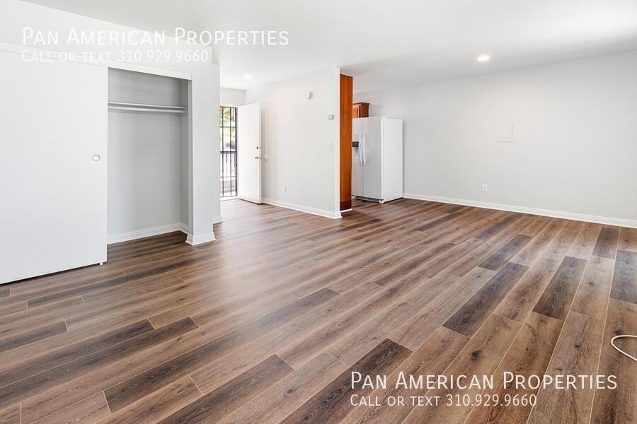 La Vista Apartments - Photo 4 of 9
