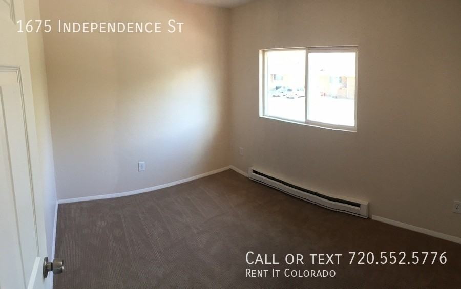 1675 Independence St - Photo 6 of 7