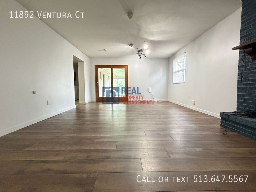 11892 Ventura Ct - Photo 3 of 24