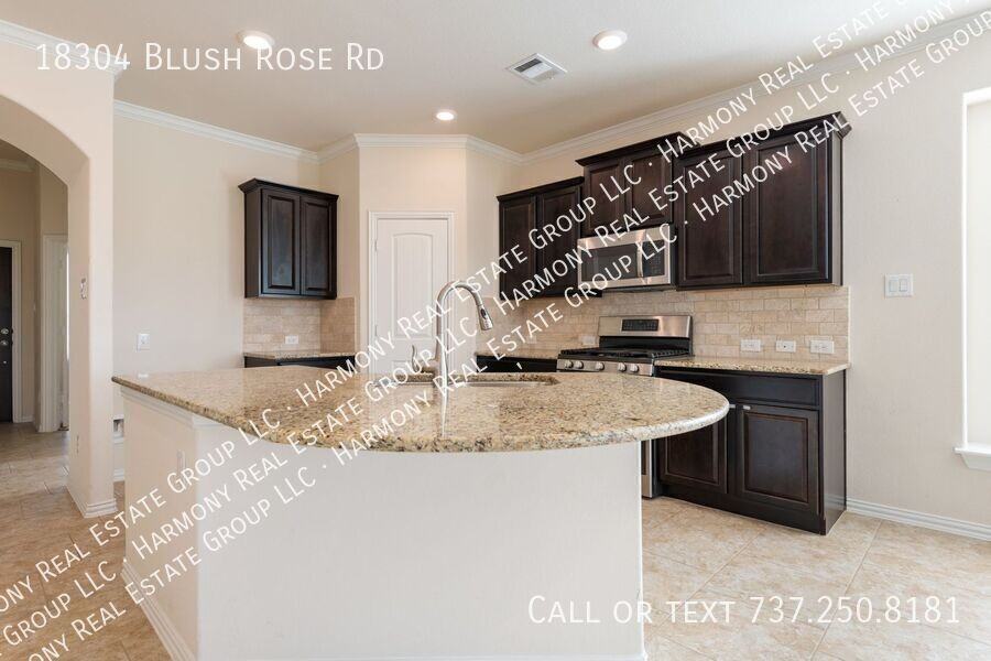18304 Blush Rose Rd - Photo 5 of 16