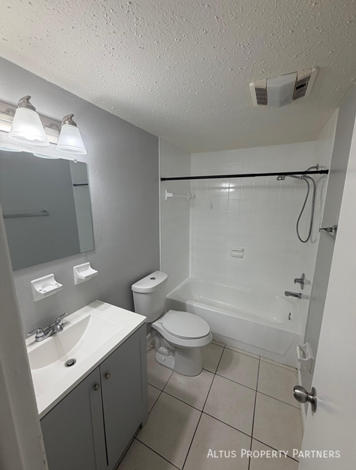 4219 E Okara Rd Apt A - Photo 4 of 7