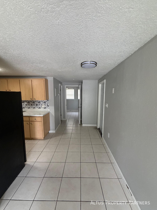 4219 E Okara Rd Apt A - Photo 5 of 7