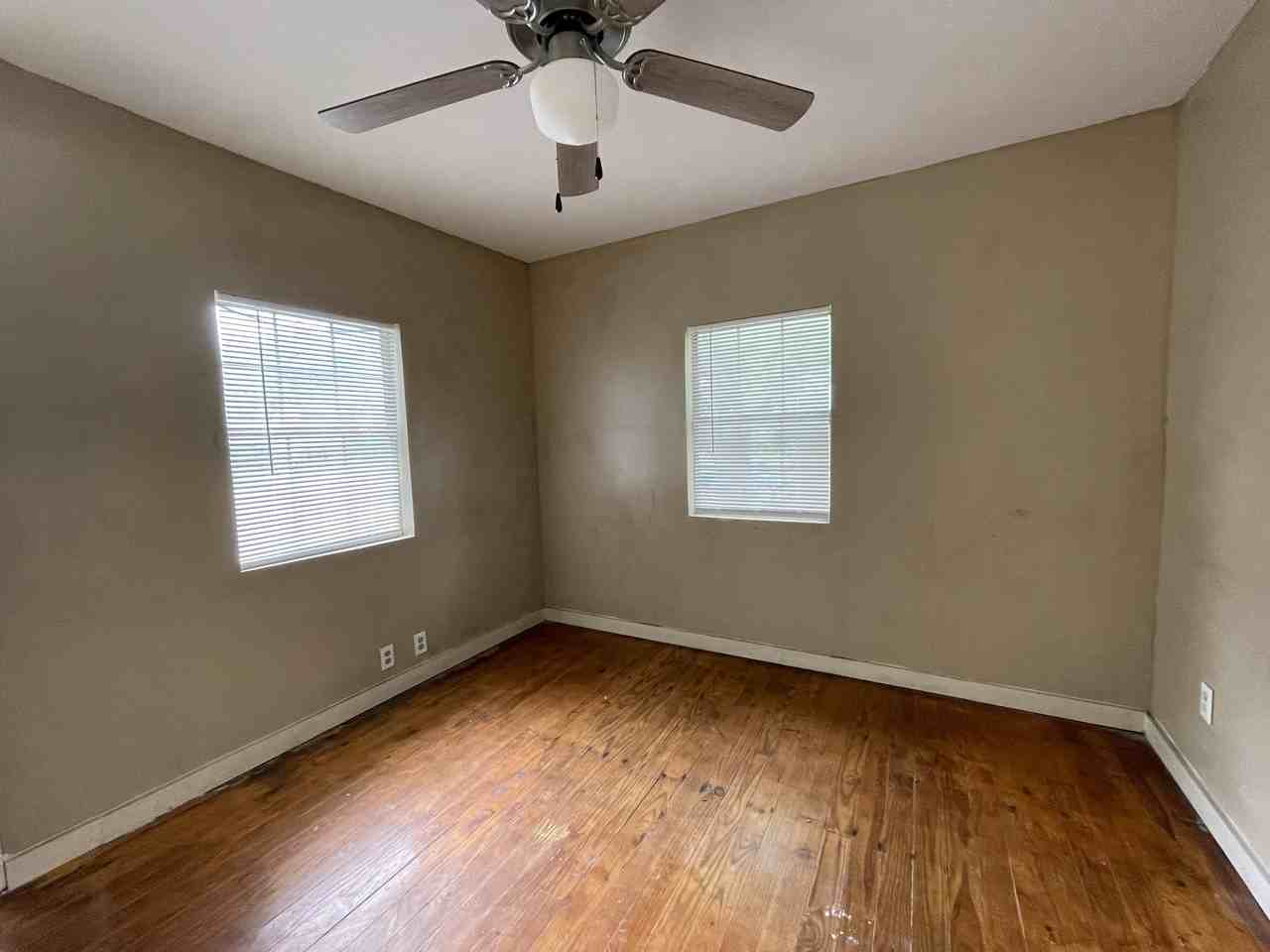 914 E Tahlequah Ave #1 - Photo 7 of 13