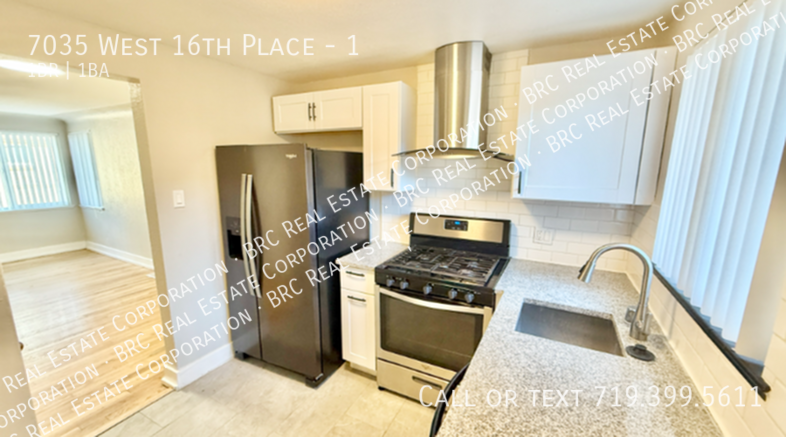 Flats at 16th - Photo 4 of 12