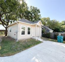 820 Rose St #B - Photo 1 of 1
