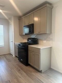 2402 Hesperus Ave - Photo 3 of 12