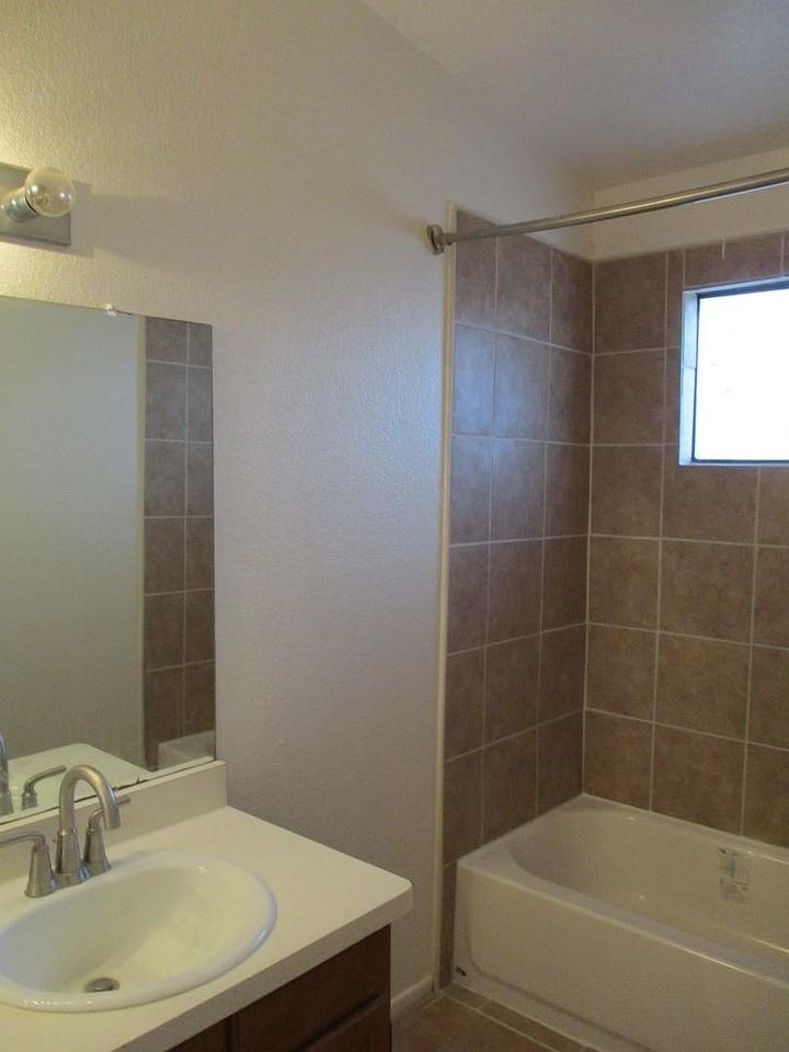 2774 West Firebrook Road - Photo 5 of 13