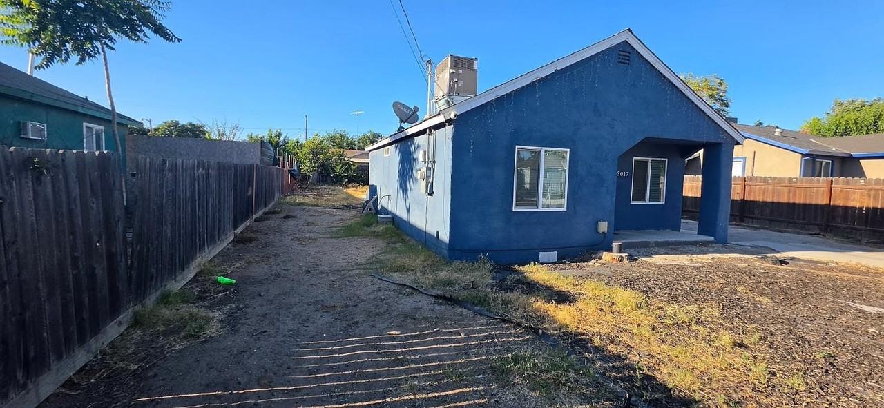 2017 Donald Street - Photo 2 of 13