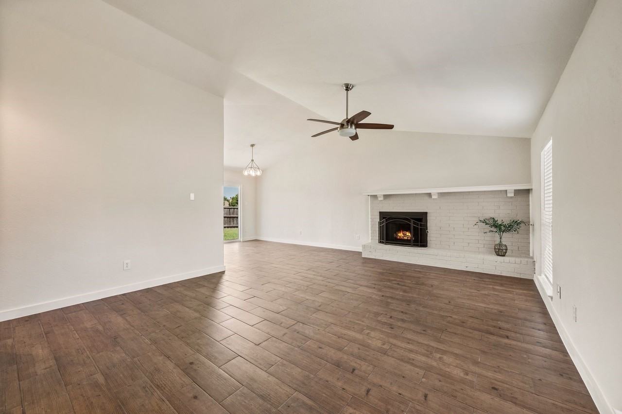 5424 Gregory Dr - Photo 6 of 28