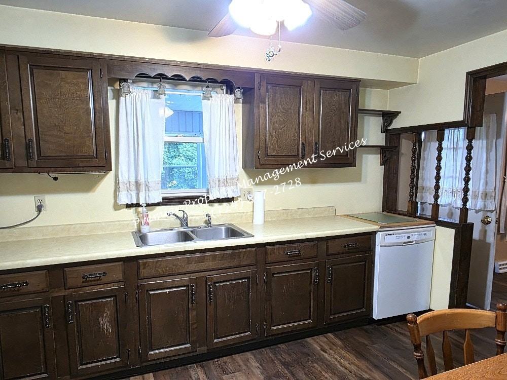 2153 Mount Jackson Road - Photo 4 of 22