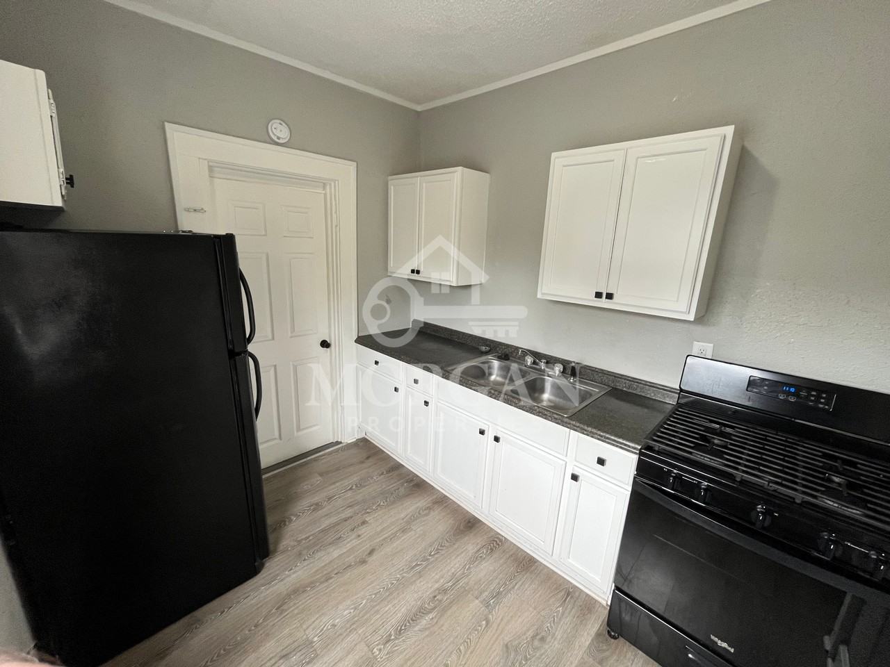 716 South 14th Street - New Castle - Photo 4 of 8