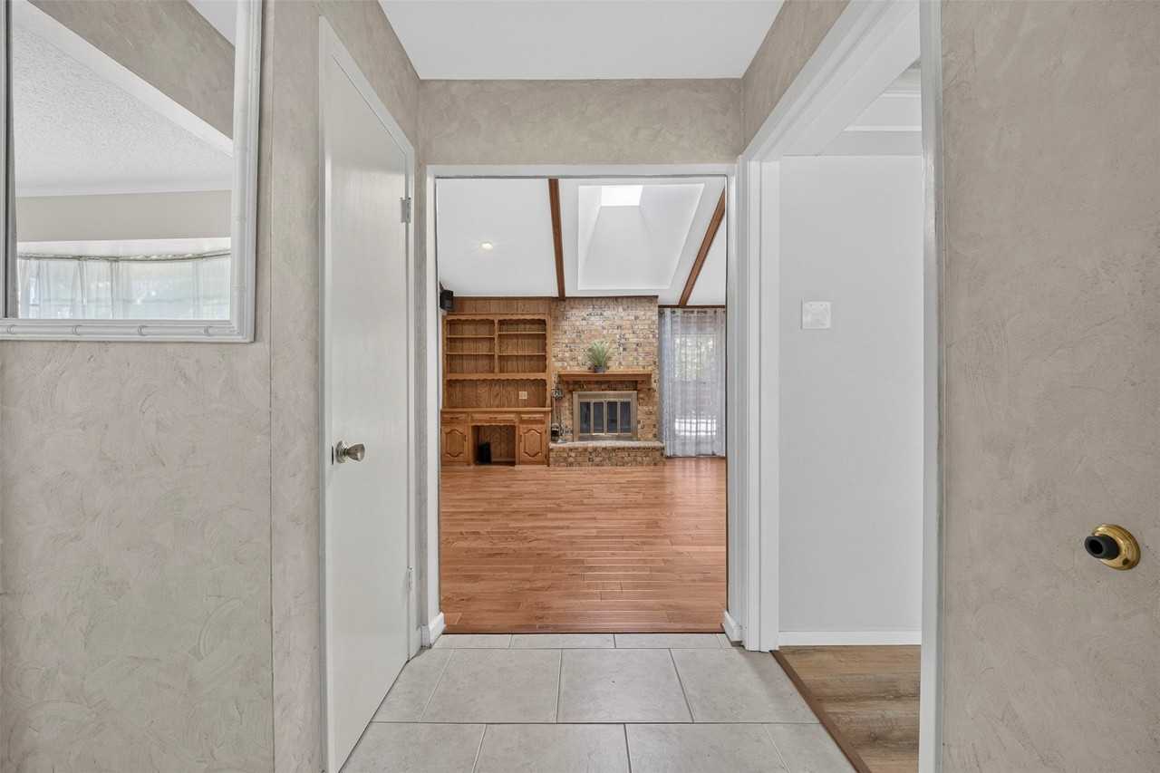 11125 Cactus Ln - Photo 5 of 39