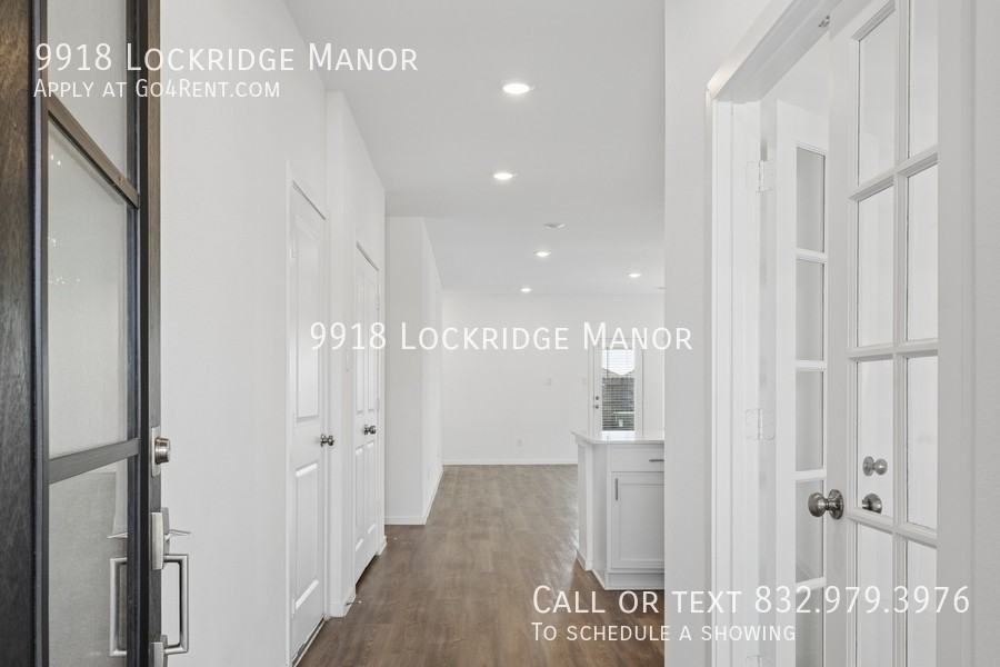 9918 Lockridge Manor Dr - Photo 2 of 29
