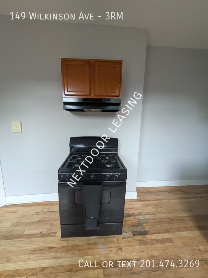 149 Wilkinson Ave #3RM - Photo 2 of 8