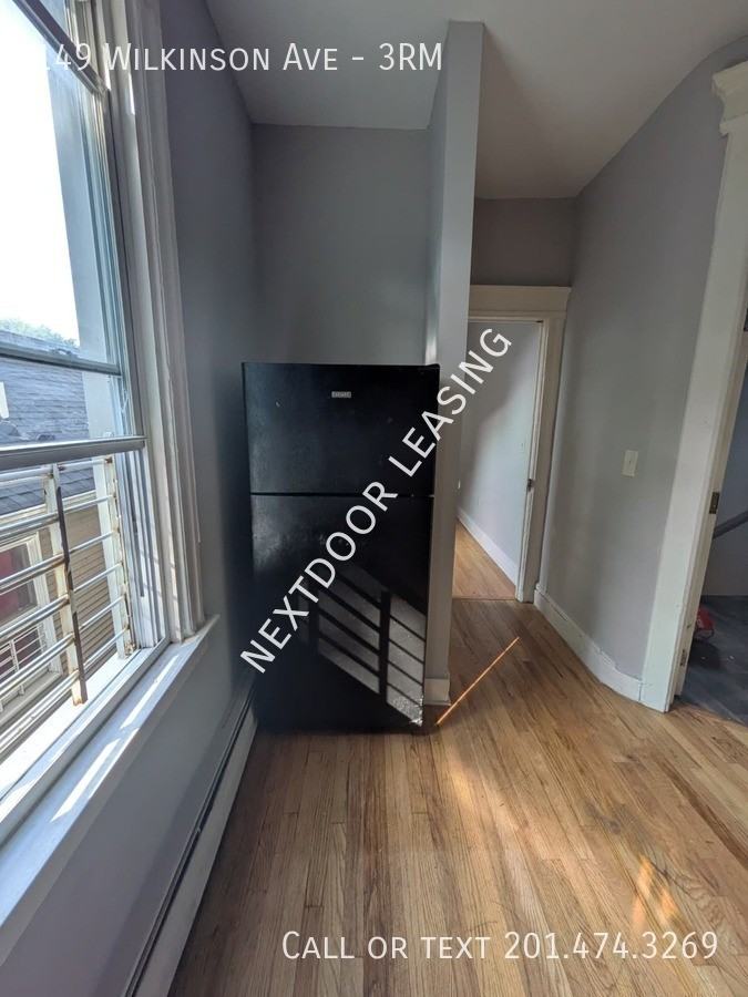 149 Wilkinson Ave #3RM - Photo 3 of 8