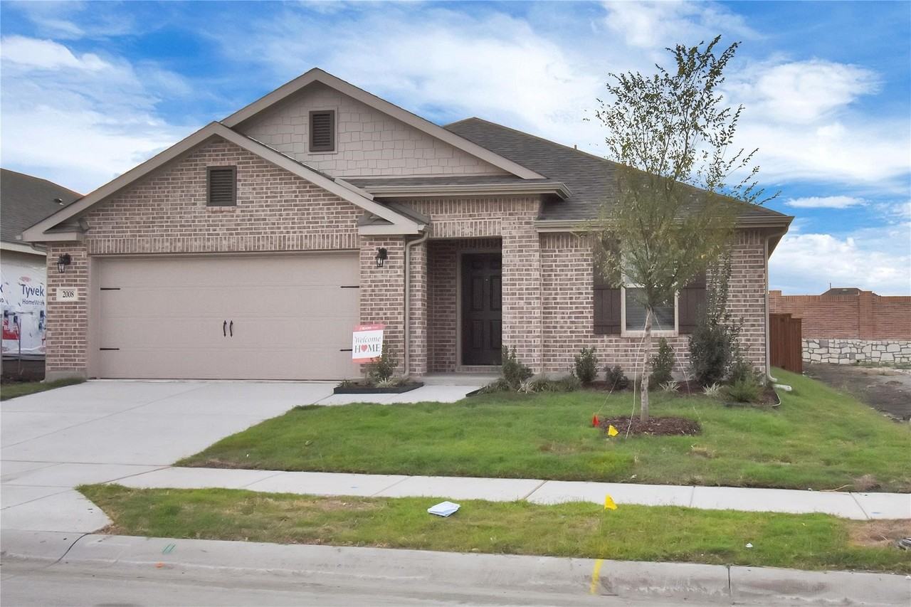 2008 Sandpiper Way - Photo 2 of 22