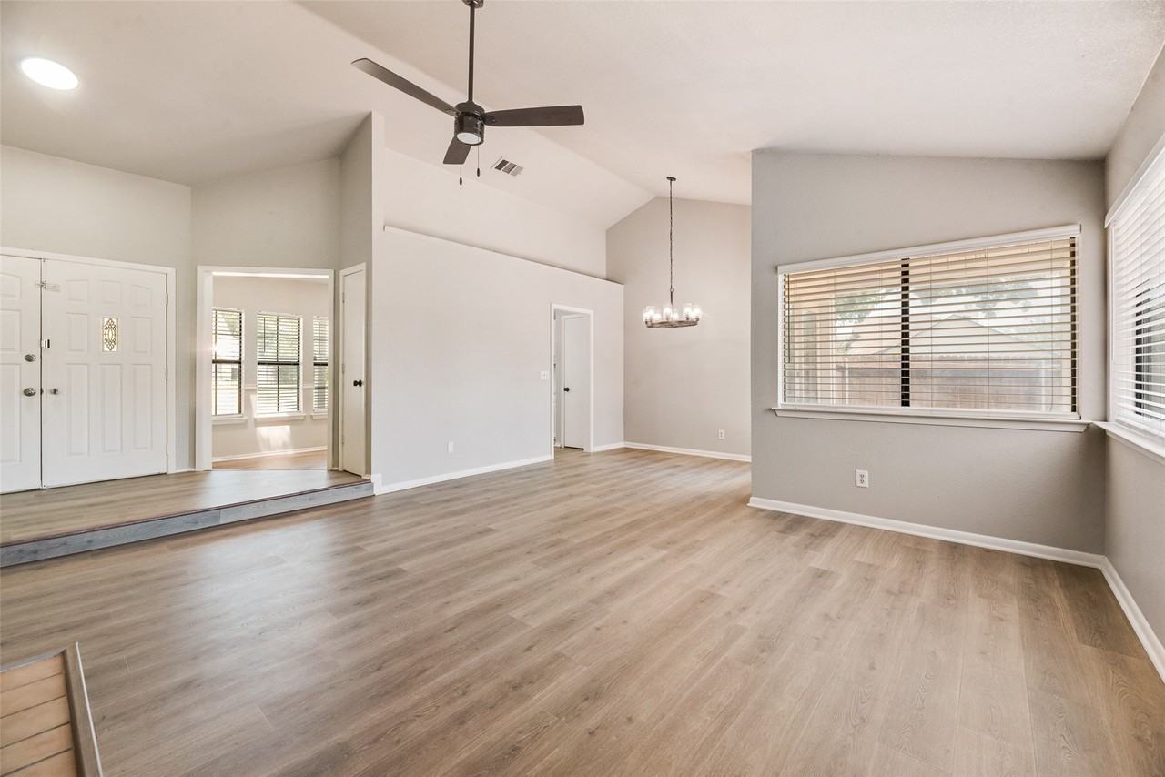 3305 Fairview Dr - Photo 7 of 17