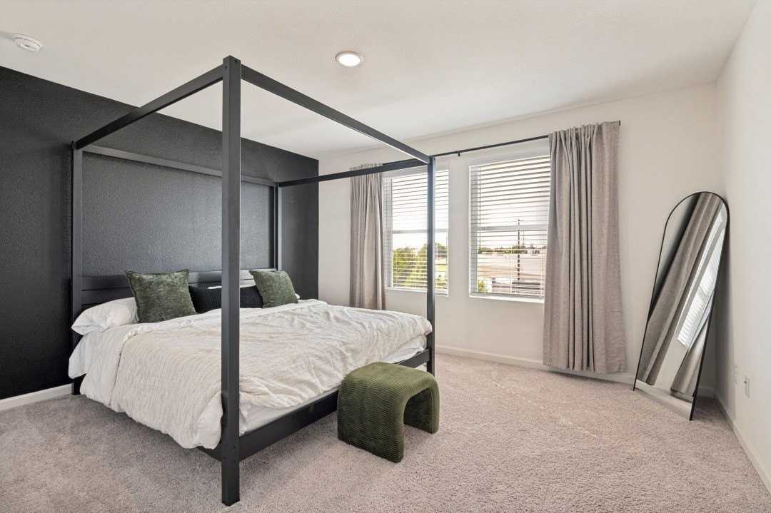 237 Berthe Ct - Photo 7 of 12